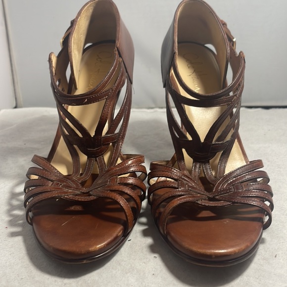 Cole Haan Verona Air T-Strap Brown Laser Cut Leather Open Toe Sandals Size 8 - Picture 3 of 13